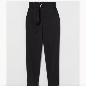 🆕 NWT H&M Belted ankle length pants